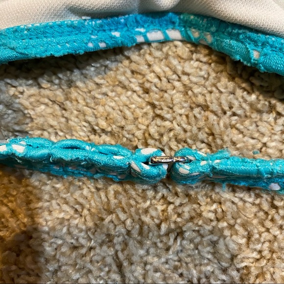 Teal lace overlay bikini - Picture 5 of 7